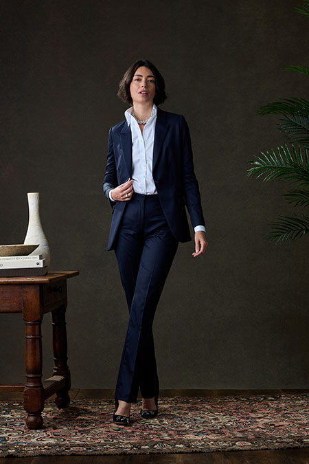 Fall/Winter 2025 Women's Lookbook                                                                                                                                                                                                                         , Classic Navy Suit