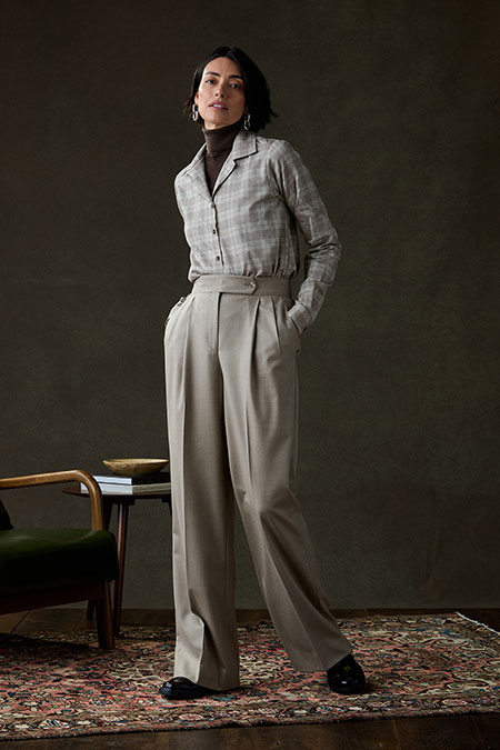 Fall/Winter 2025 Women's Lookbook                                                                                                                                                                                                                         , Tan Plaid Long Sleeve Camp Shirt